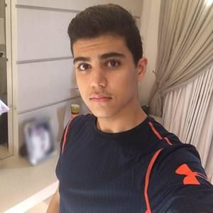 Meet your Posher, Mohamed